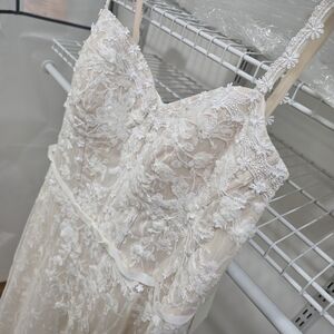 Flower Lace Wedding Dress